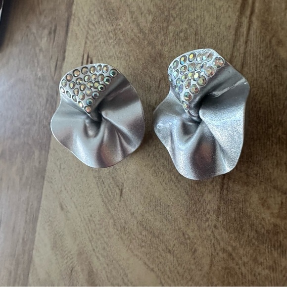 Vintage Flip A Coin Silver Clip On Earrings Crinkle 80s 90s 1980s 1990s - Picture 7 of 11